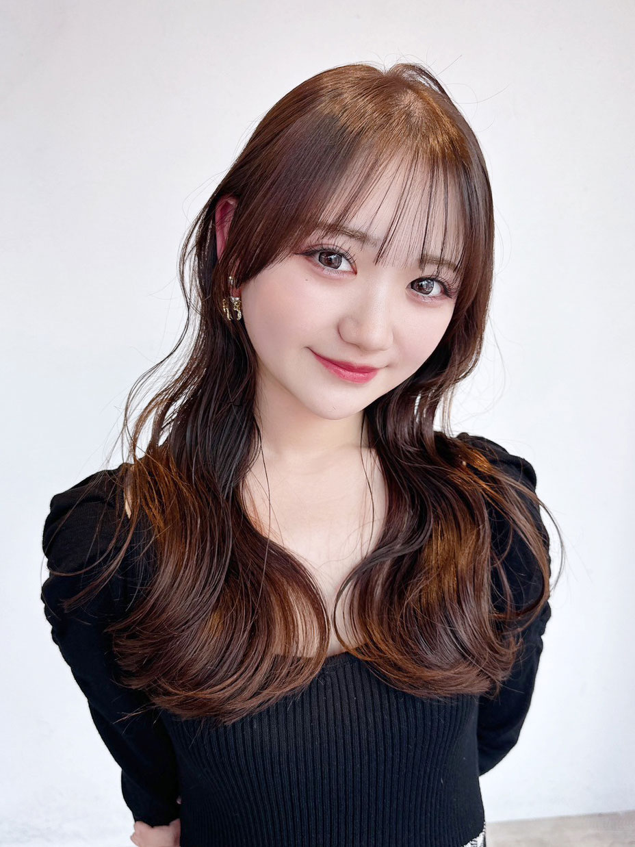 前髪カット美髪おくれ毛韓国ヘアロング_ba550411