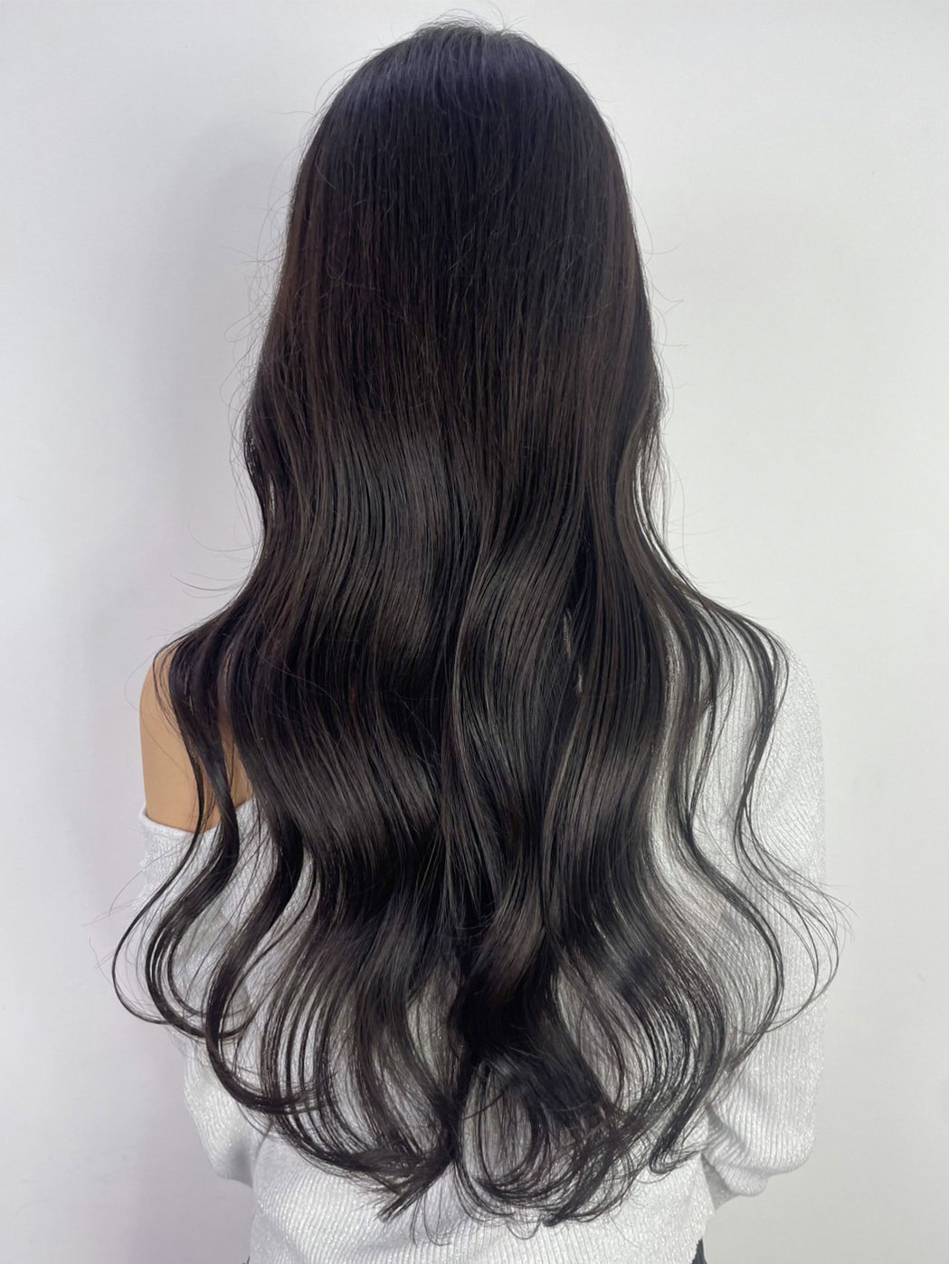 美髪韓国ヘアロングくびれヘア顔周りレイヤーba555281