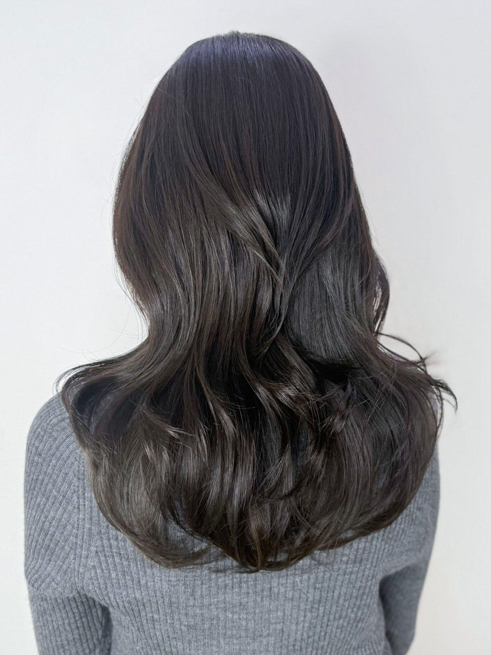 ロンググレージュ美髪オリーブベージュ顔周りレイヤー_ba554891