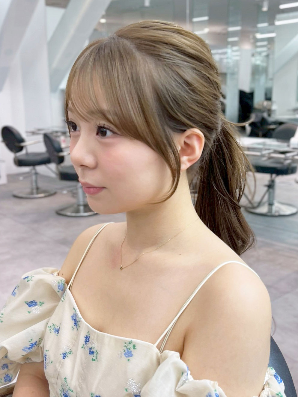韓国ヘアハイライトカラーブリーチロングおくれ毛_ba555941