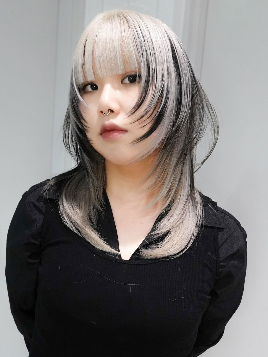 前髪カットブリーチ顔周りレイヤーロング_ba559681