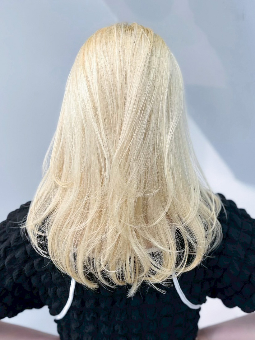 ハイトーンロングホワイトベージュブリーチ_ba561391