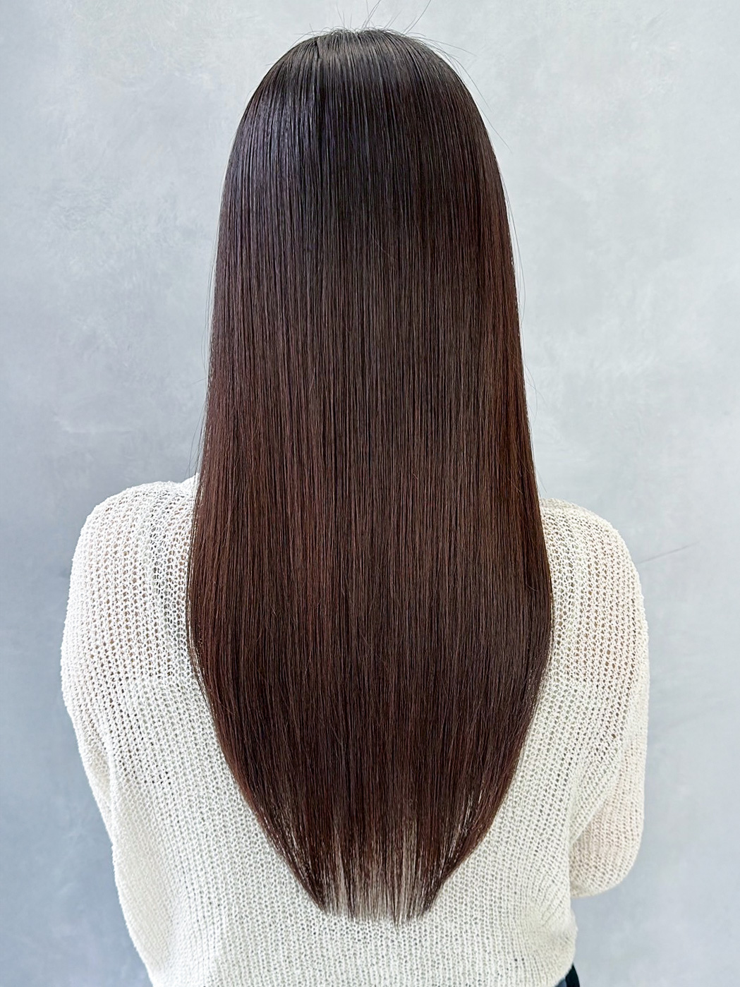 グレージュロング暗めカラー韓国ヘア顔周りレイヤー_ba564001