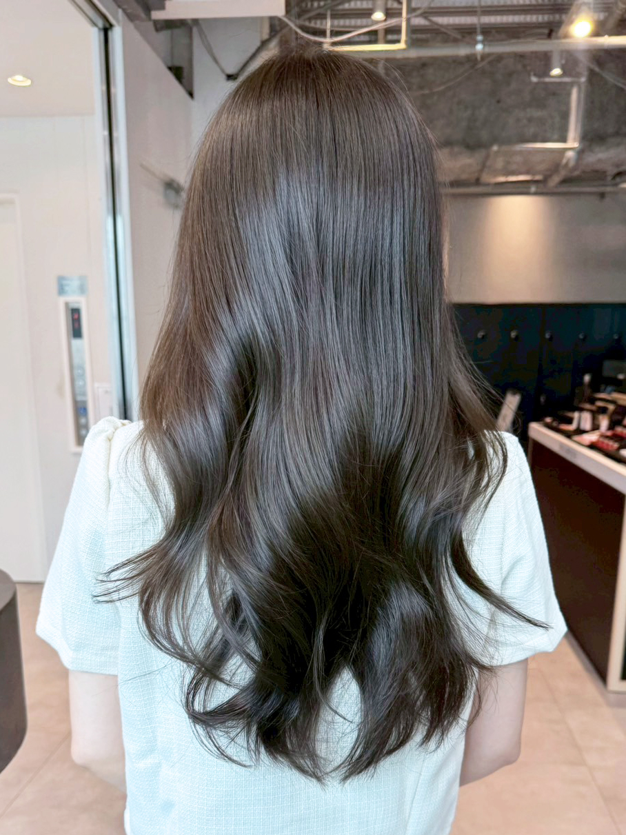 ロング暗めカラー韓国ヘア顔周りレイヤー_ba563561