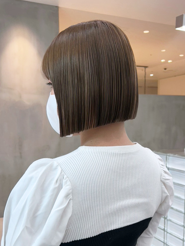 ボブグレージュ韓国ヘアくびれミディミディアム_ba564441