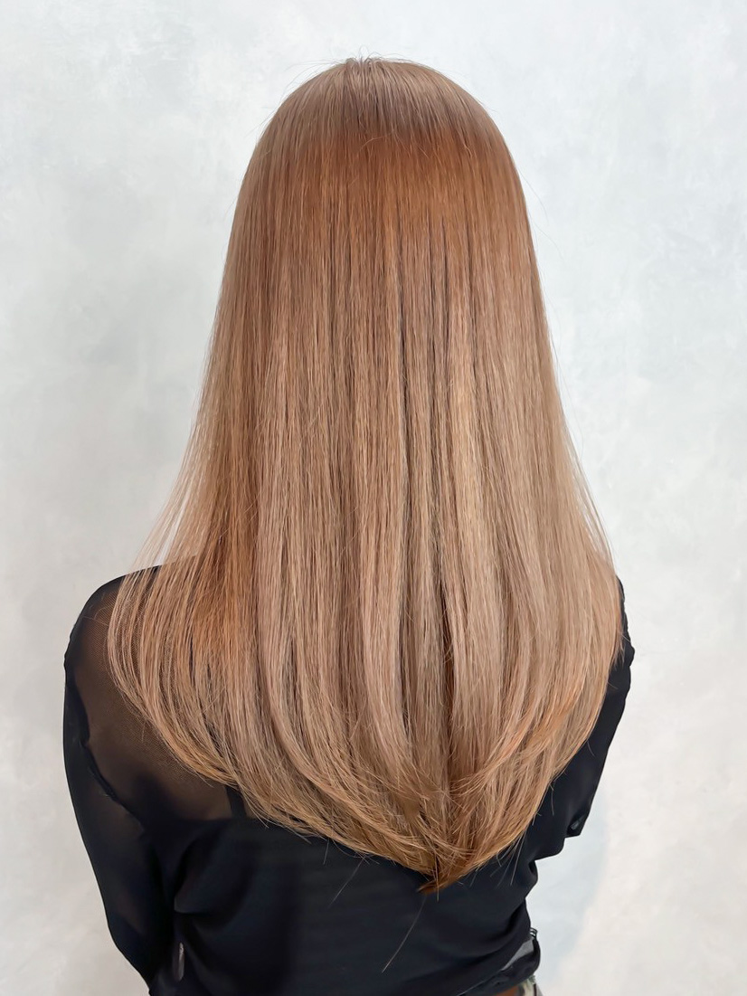 ロング韓国ヘア顔周りレイヤーおくれ毛ミルクティー_ba567591