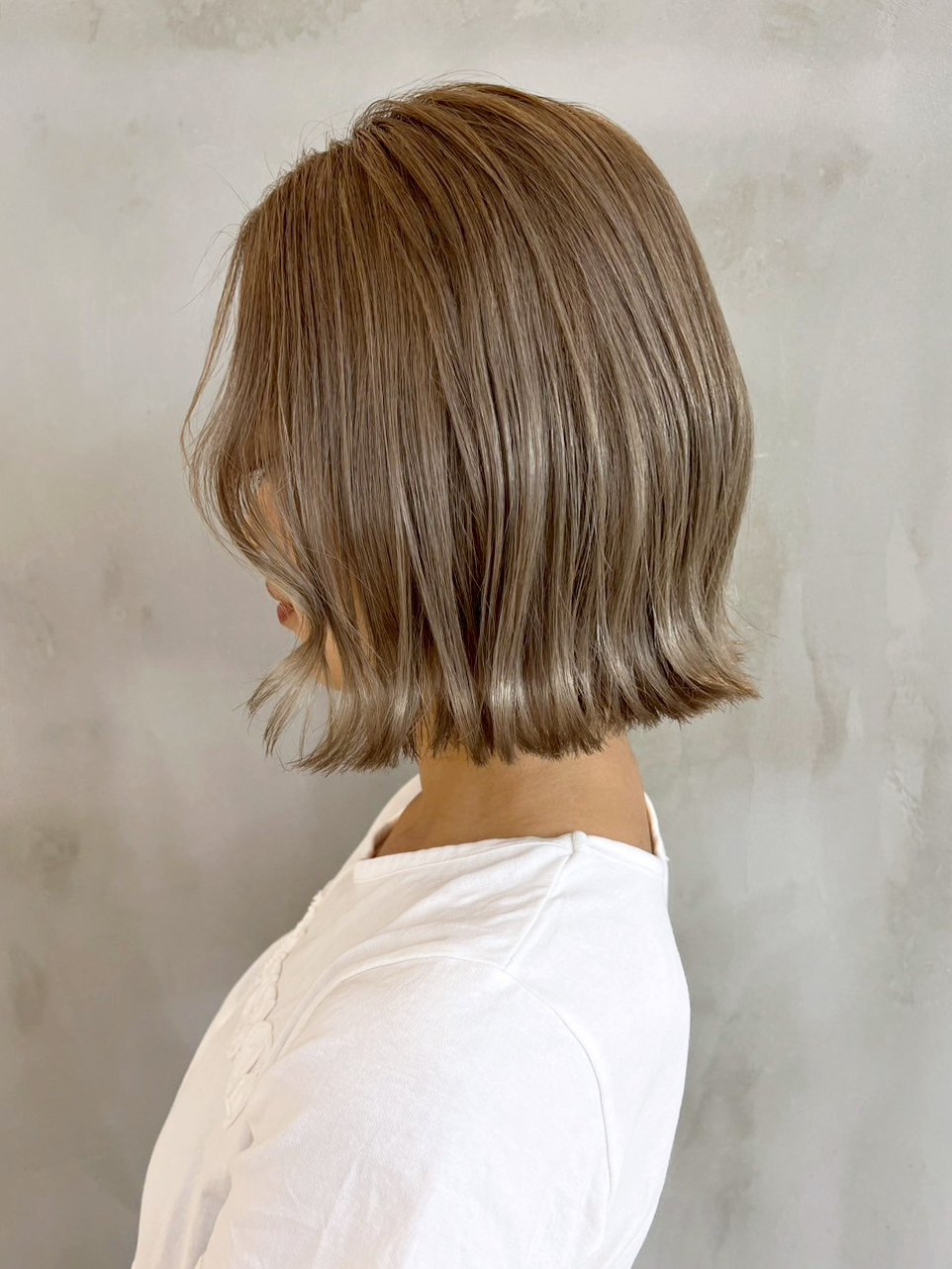 顔周りレイヤー韓国ヘアくびれミディミディアム_ba567891